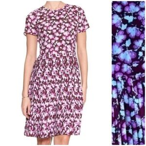 Banana Republic Pleated Dress Size 4 petite